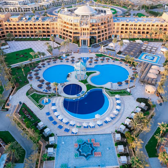 blend-paradise-resort