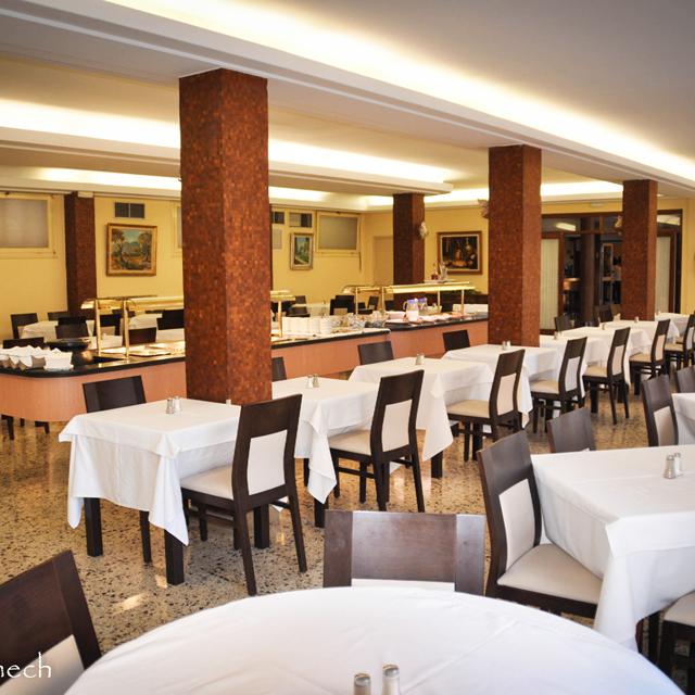 hotel-iris