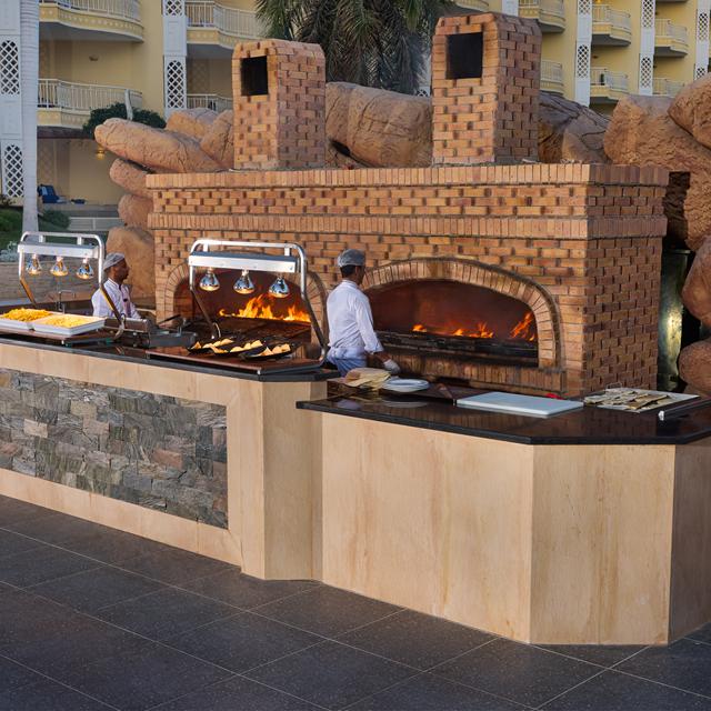 hotel-palm-royale-soma-bay-resort