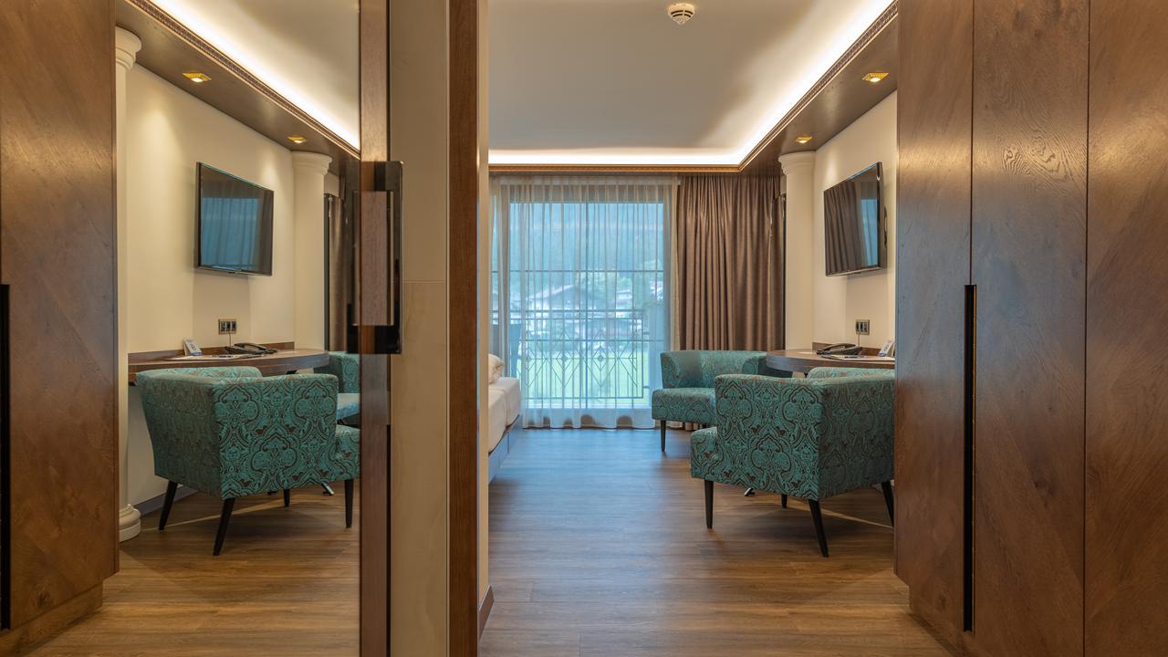 8 Dagen logies/ontbijt Sporthotel Strass