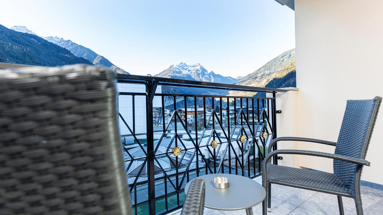 8 Dagen logies/ontbijt Sporthotel Strass