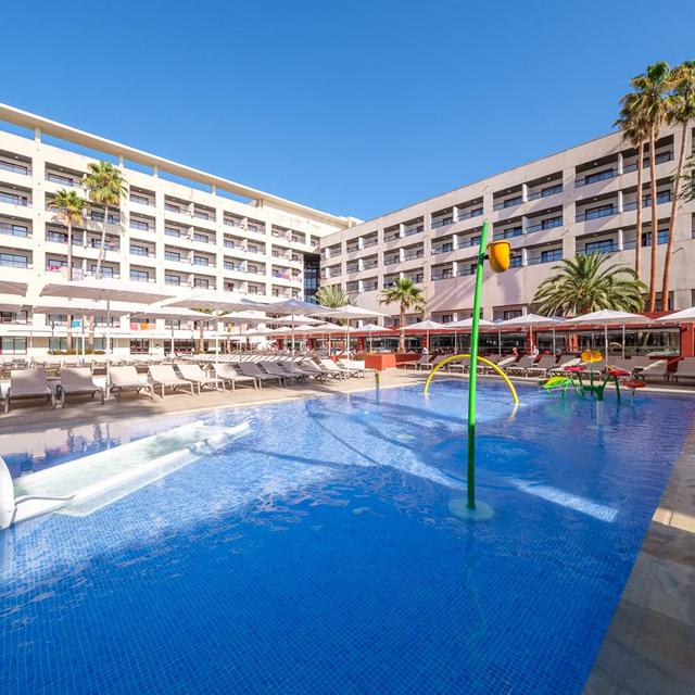 hotel-estival-park-silmar