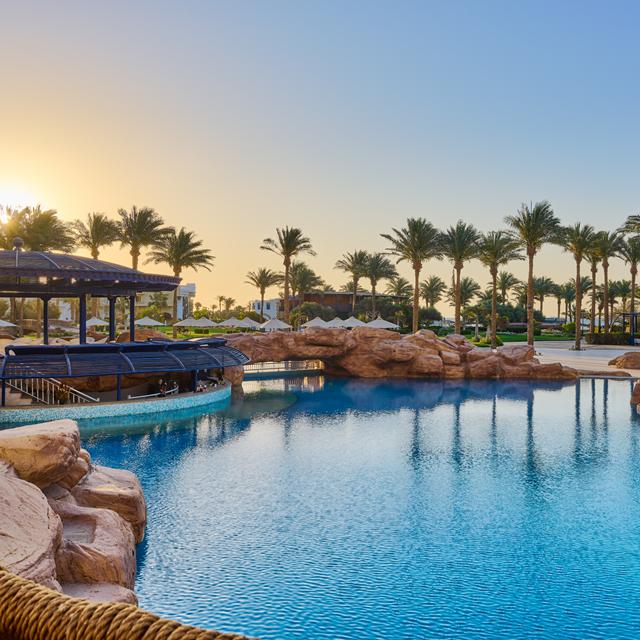 hotel-palm-royale-soma-bay-resort