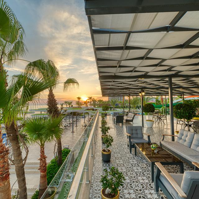 hotel-aria-resort