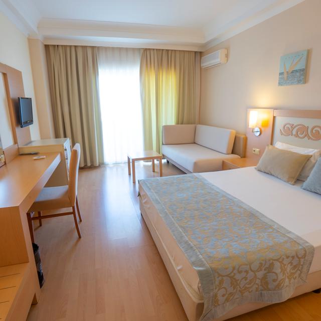 Hotel Solivia (ex Titan Select), Alanya