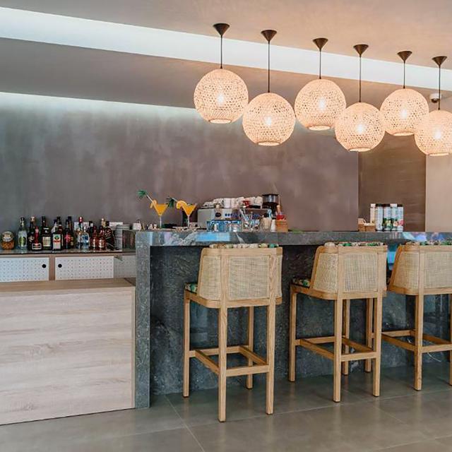 ammos-beach-seaside-luxury-suites