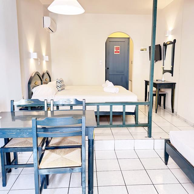 Melitti Studios Apartments