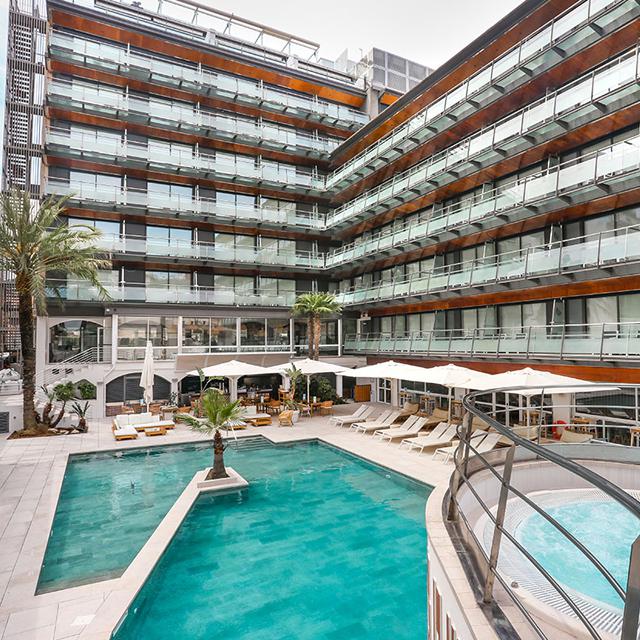 hotel-kaktus-playa-logies-en-ontbijt