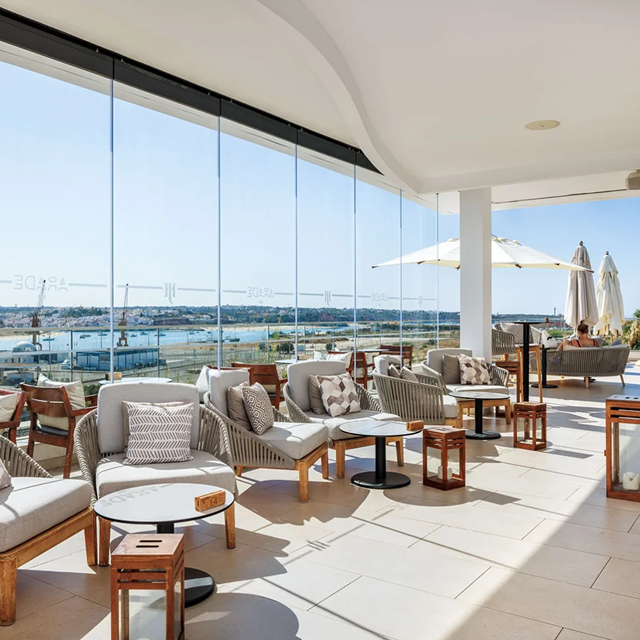 jupiter-marina-hotel-couples-spa-adults-only