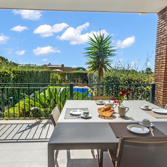 Vale de Milho Village inclusief huurauto