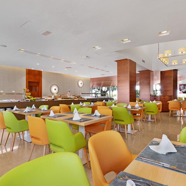 Aparthotel VIVA Eden Lago logies ontbijt