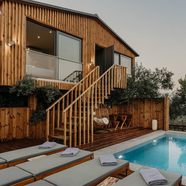 zante-calinica-treehouse-suites-with-private-pool