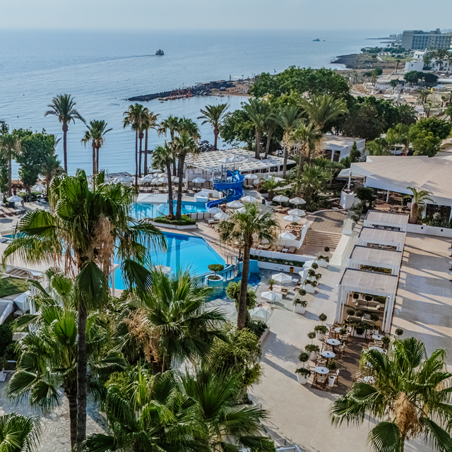 hotel-golden-coast-beach