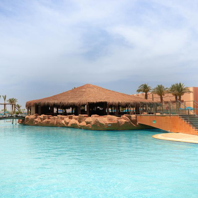 hotel-v-beach-resort-sahl-hasheesh