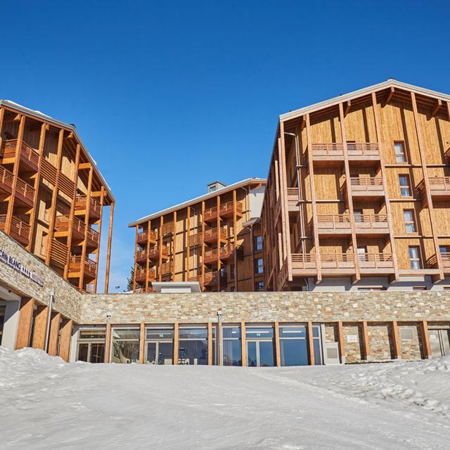 hotel-prestige-odalys-lecrin-blanc