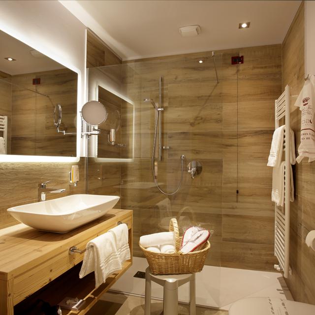 tevini-dolomites-charming-hotel