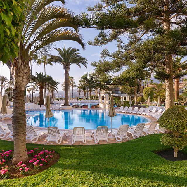 hotel-h10-las-palmeras