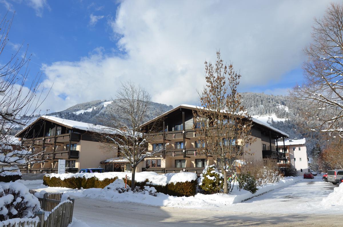 ROJ Rooms & Suites