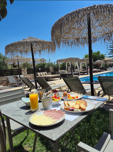 Mon Repo Secret Suites, Laganas