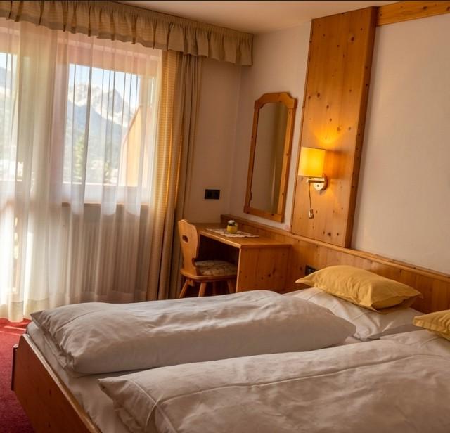 Hotel Garni Fortuna in Ortisei (Sankt Ulrich) - foto 11