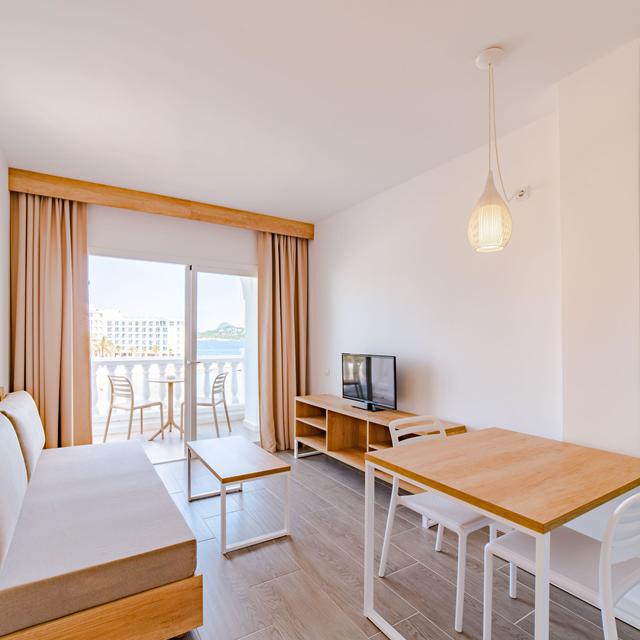 ENDLSS Ibiza, San Antonio Bahia foto 3