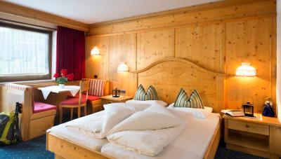 Zwembad van Active Hotel Diana in Seis am Schlern (Siusi allo Sciliar) (miniatuur)