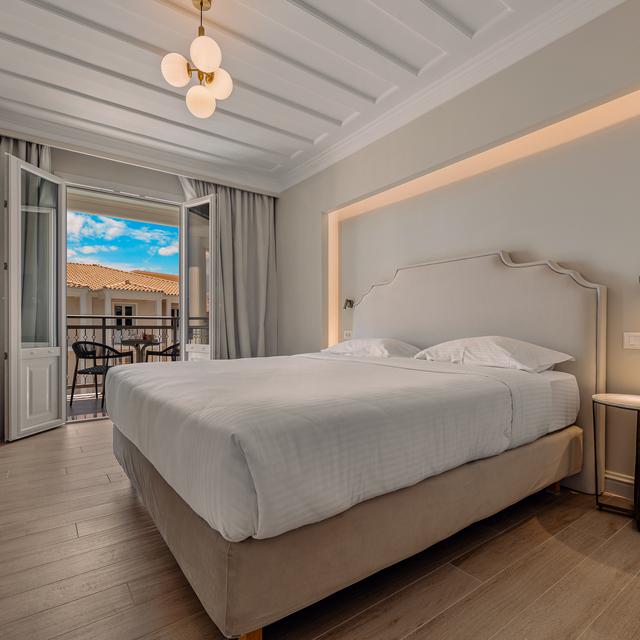 Royal Nidri Suites (Logies/ontbijt), Nidri