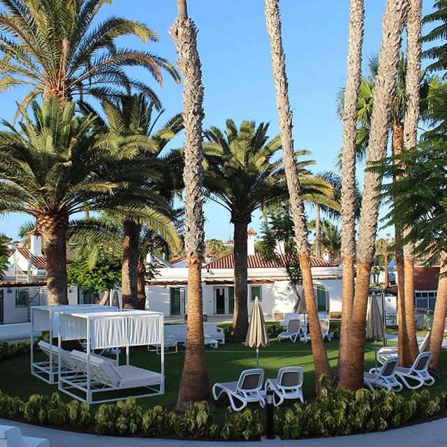 Hotel LIVVO Dunagolf Suites