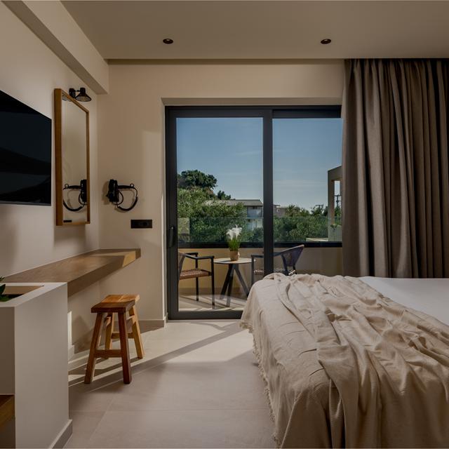 Iskios Suites - adults only