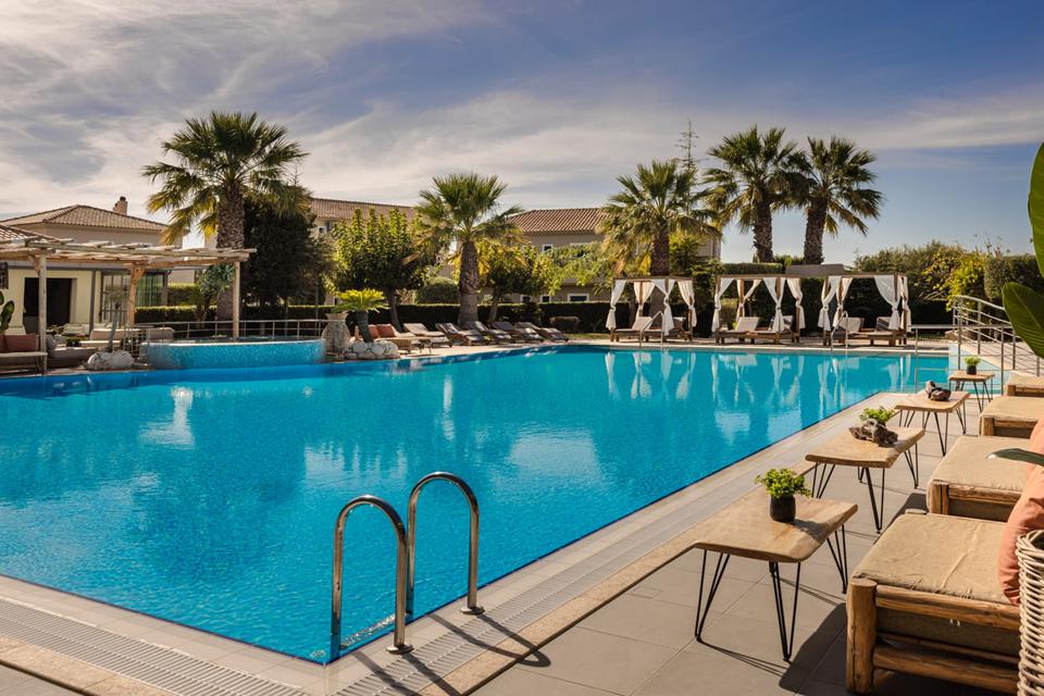 Avithos Resort