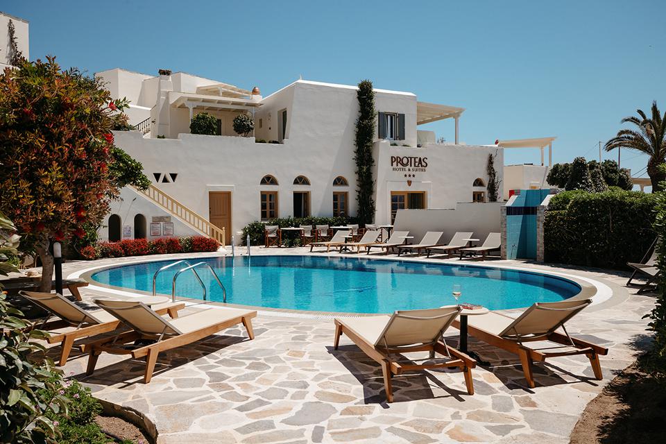 Proteas Hotel & Suites