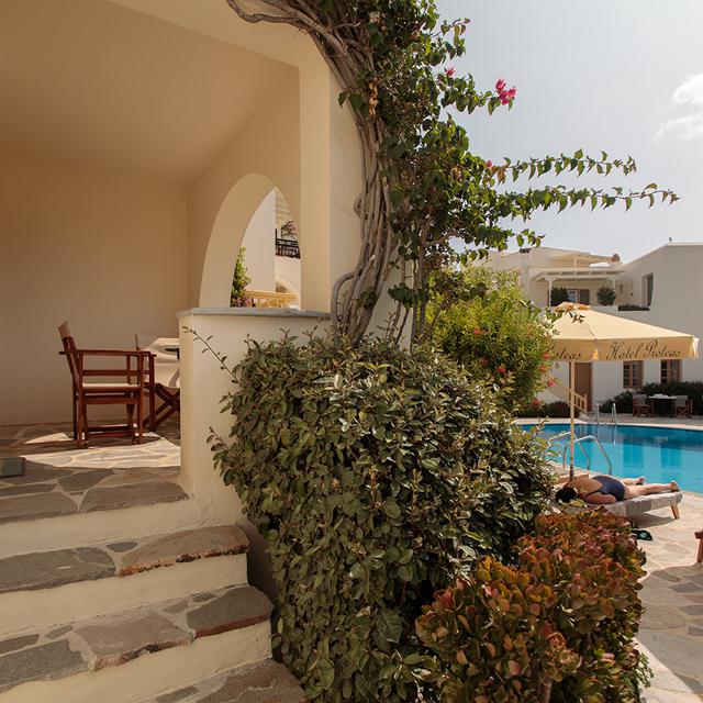 Proteas Hotel & Suites