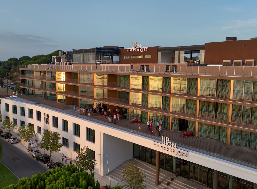 impressie Upon Harbor Seixal Bay Hotel