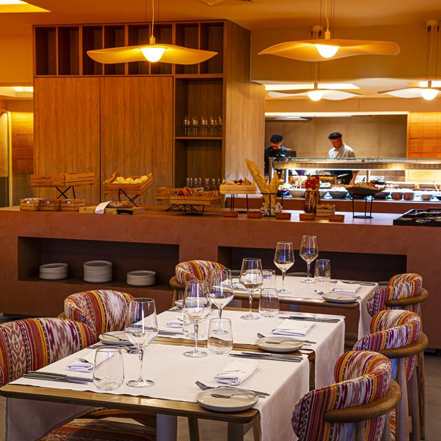 Ozadi Altura Beach Resort