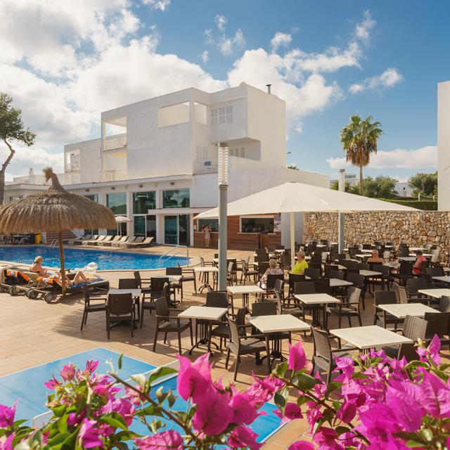 MarSenses Ferrera Blanca Hotel Family