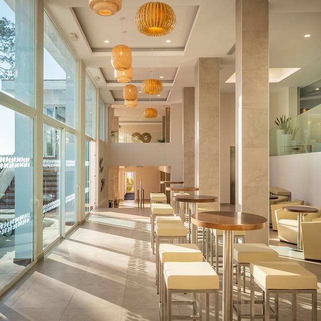 MarSenses Ferrera Blanca Hotel Family