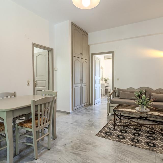 Hotel Vardia