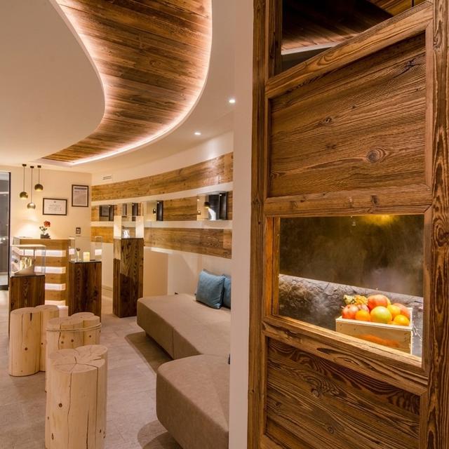 Hotel Alaska in Selva di Val Gardena (Wolkenstein) - foto 4