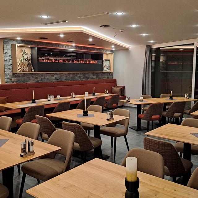 Hotel Bärgsunnu in Saas-Grund - foto 9