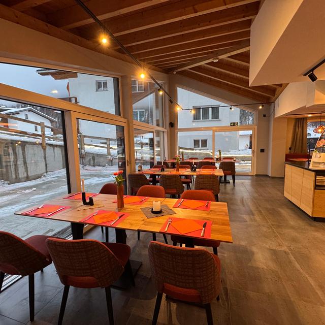 Hotel Bärgsunnu in Saas-Grund - foto 8