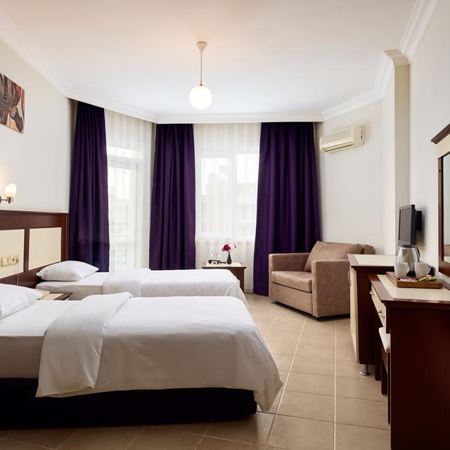 Kaila City Hotel