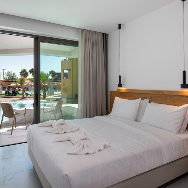 Pearl Beach Suites Maleme